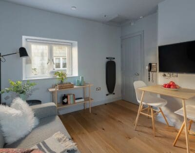 Rent Stall Apartment II United Kingdom