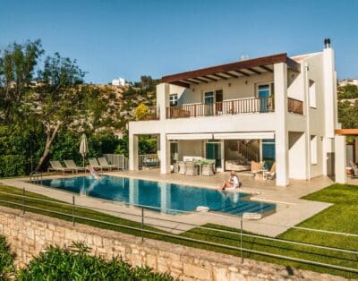 Rent Villa Gavia Greece