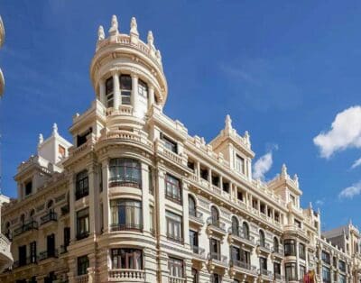Stunning Gran Via Apartment Rental in Spain for Your Holiday