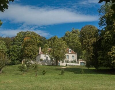 Experience Unrivalled Luxury: Maison Constance – A Secluded Parisian Rental with Private Pool