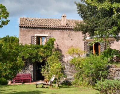 Book Your Dream Villa Delle Vigne Rental in Italy Today