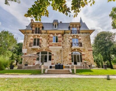 Luxurious Chateau Rental in France for Your Dream Holiday