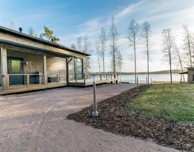Luxury Lakeside Lodge for Rent in Finland
