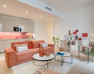 Elegant 3-Bedroom Luxury Villa in Le Marais Paris | Sleeps 6