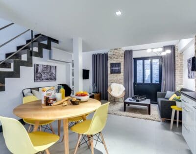 Luxury 2-Bedroom Paris Villa in Historic Montmartre | Sleeps 4