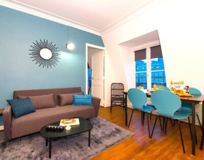 Luxury 3-Bedroom Villa Near Louvre & Palais Royal | Sleeps 6