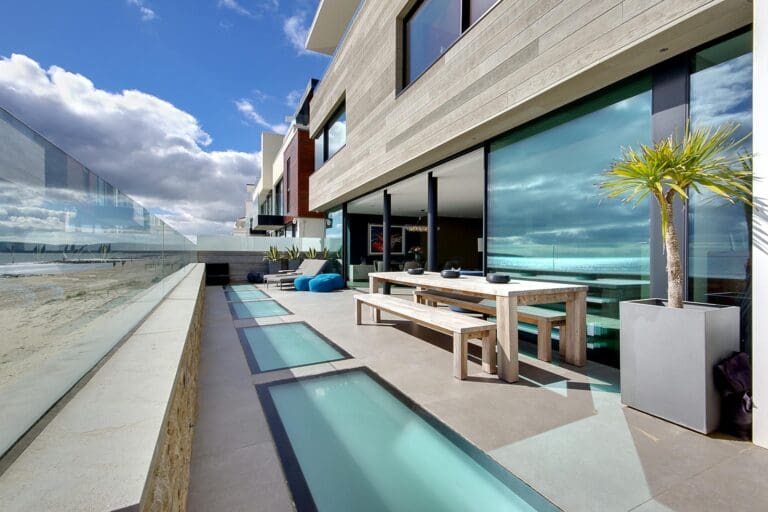 Sandbanks Beach Villa Luxury Beachfront Rental in Sandbanks Poole with Panoramic Sea & Harbour Views