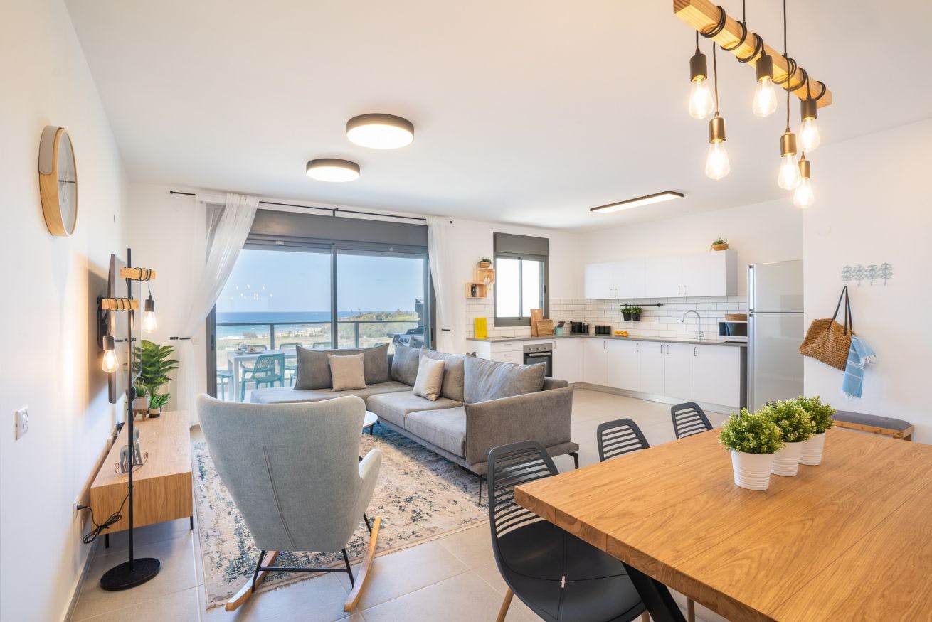 Apartment Achziv Nahariya: 4-Bedroom Luxury Apartment with Seaviews, Israel Holiday