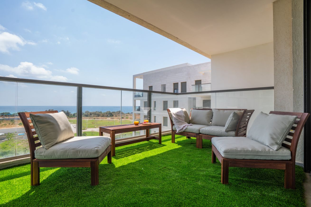 Casa Achziv Israel: Spacious 3-Bedroom Apartment with Sea Views and Air-Con, Israel Holiday