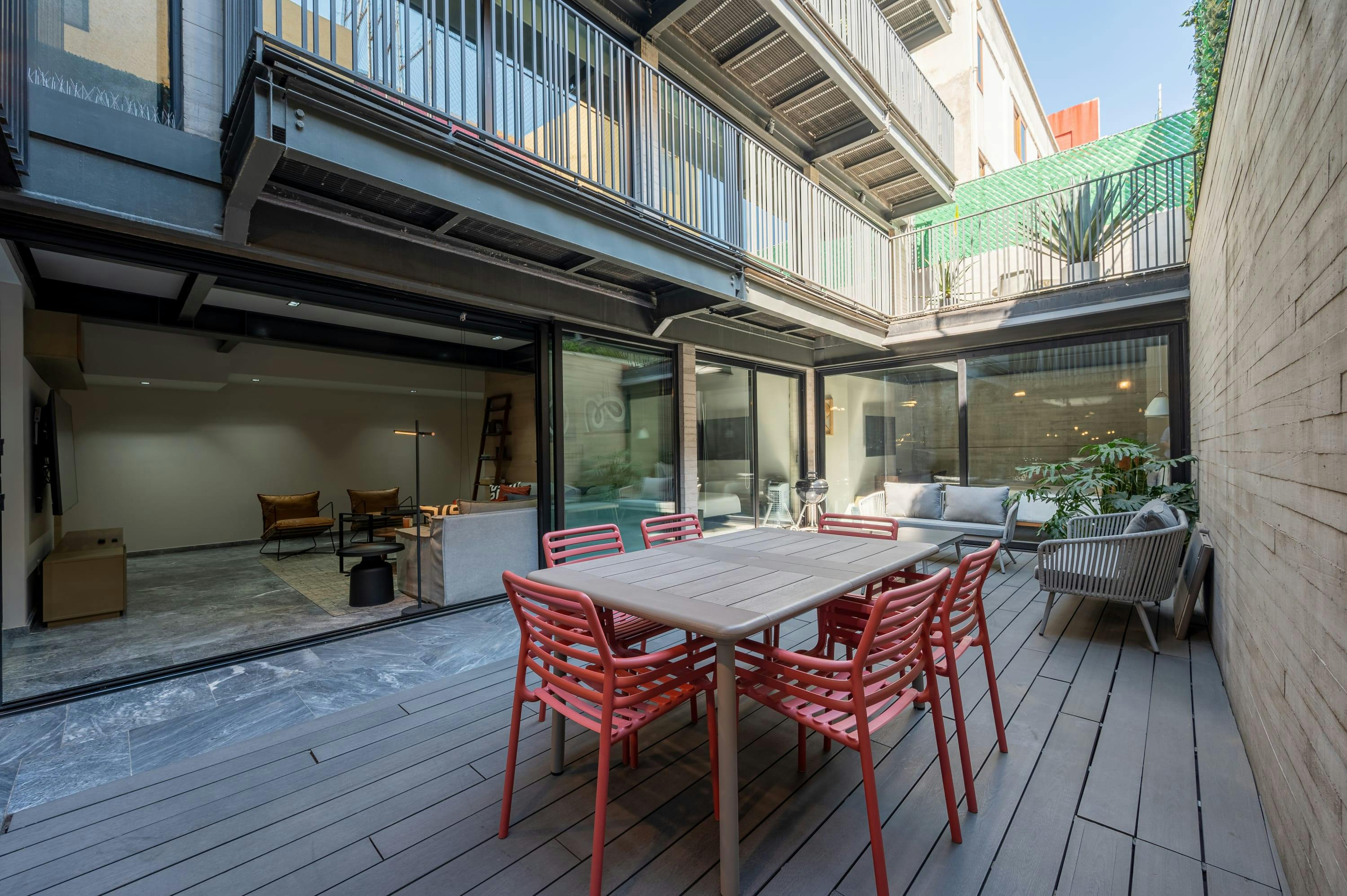 Casa Ahuehuete Polanco: Luxury 2-Bedroom Apartment with Rooftop Terrace, Mexico City