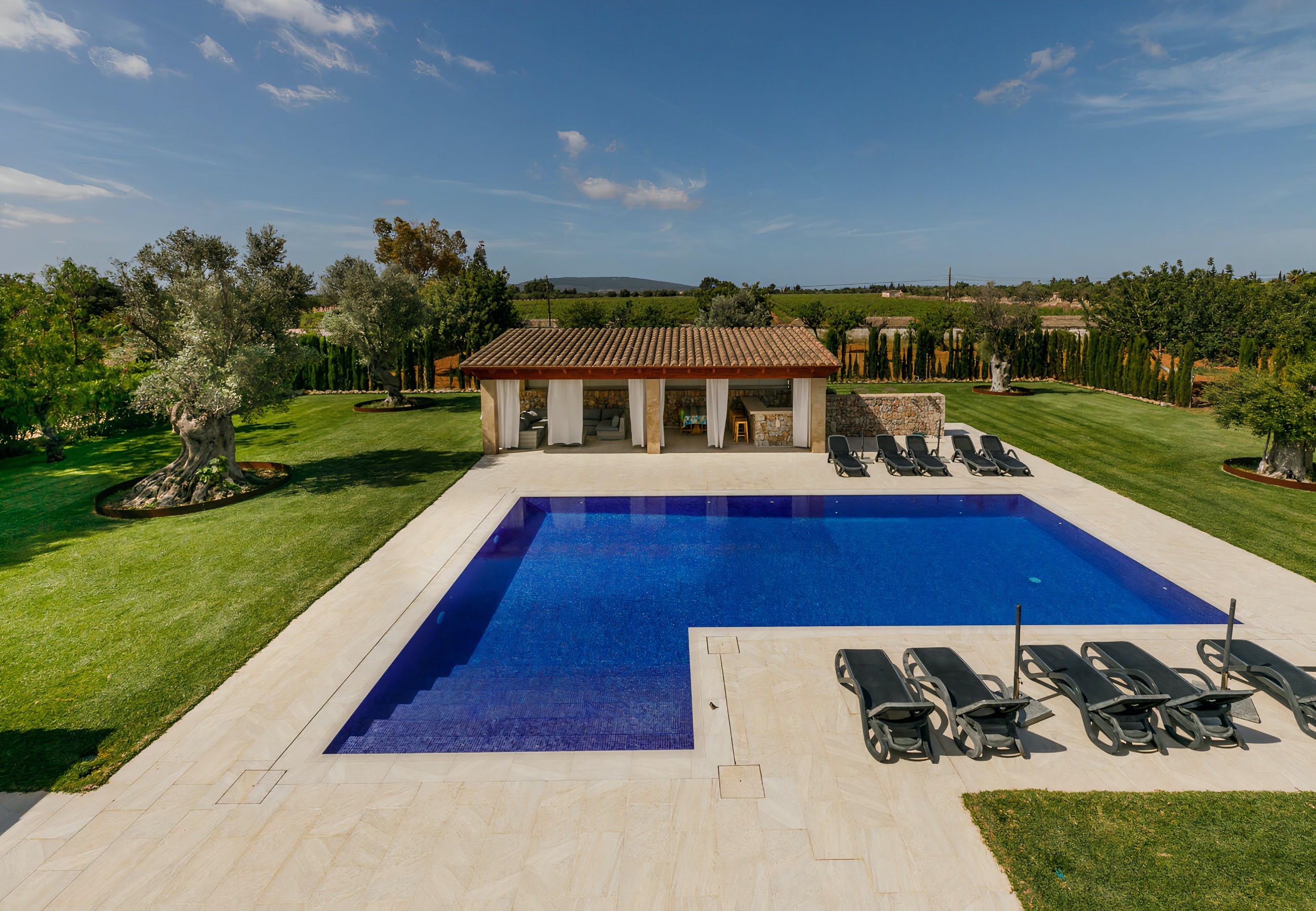 Casa Albelló Inca: Luxury 4-Bedroom Apartment with Pool and Family Amenities, Inca