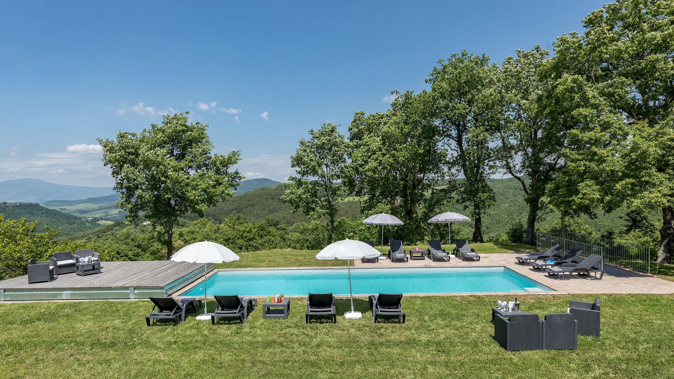 Casa Aquilonaccio Lazio: Luxury 6-Bedroom Villa with Swimming Pool, Lazio Countryside