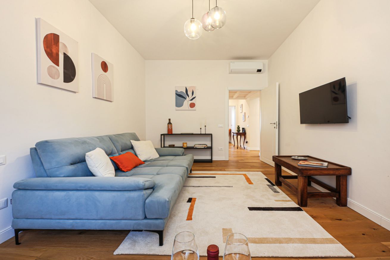 Casa Aretina Santa Croce: Charming 3-Bedroom Family Apartment Rental in Florence Santa Croce