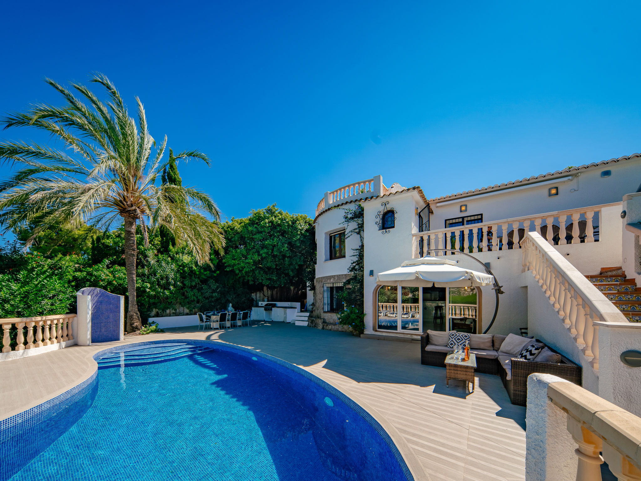 Casa Balcó Jávea: Spacious 4-Bedroom Family Villa with Private Kidney Pool and Mature Gardens