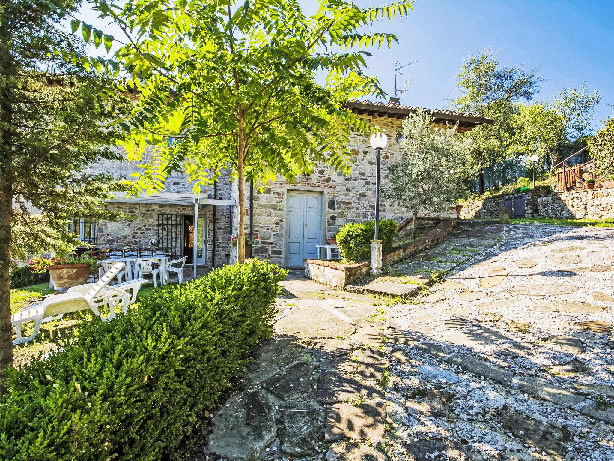 Casa Bilancino Barberino: Spectacular 7-Bedroom Tuscan Farmhouse with Private Pool and Lake Views Near Florence