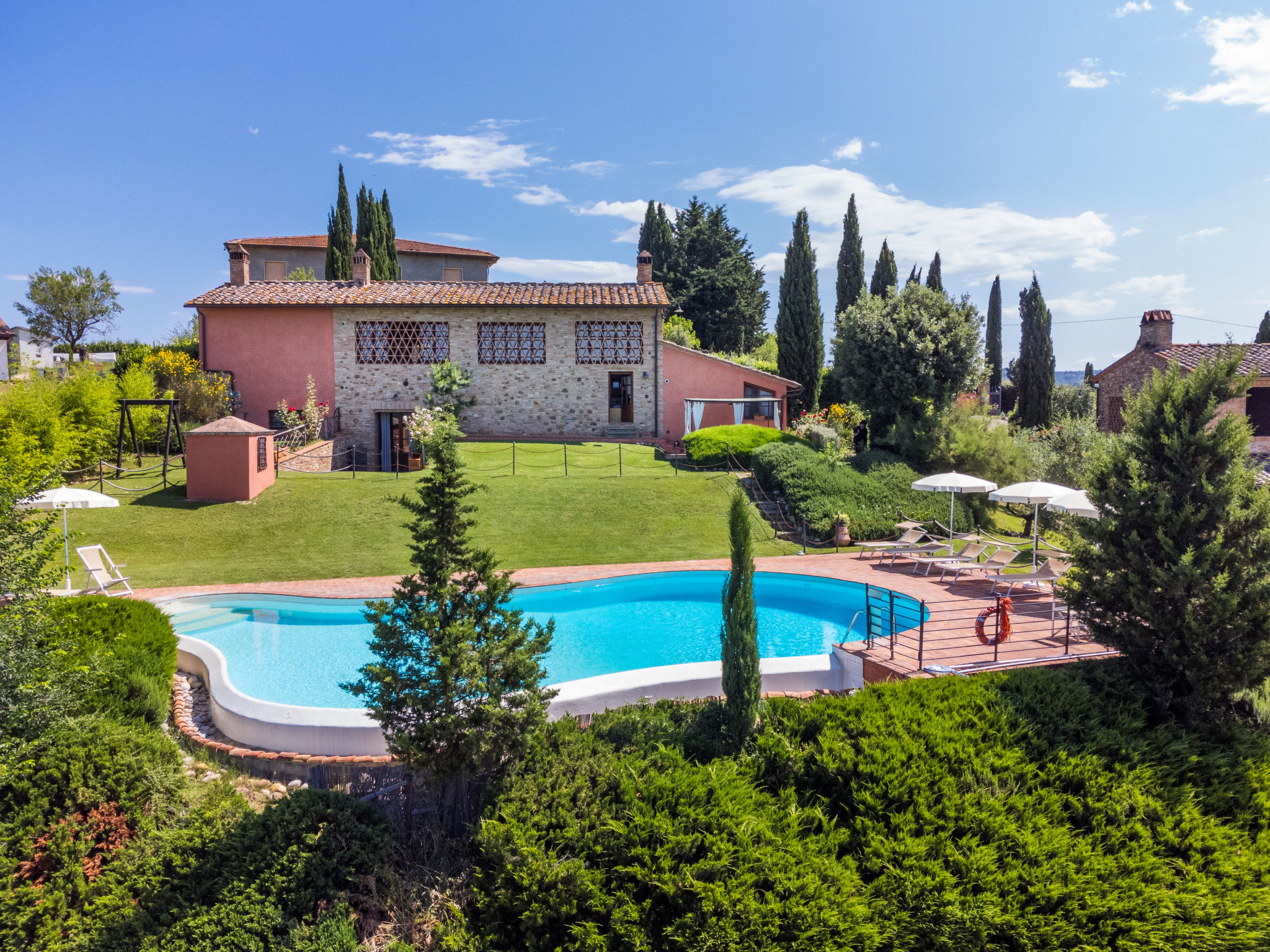 Casa Boccaccio Certaldo: Stunning 3-Bedroom Tuscan Villa with Private Pool and Wine Estate Views