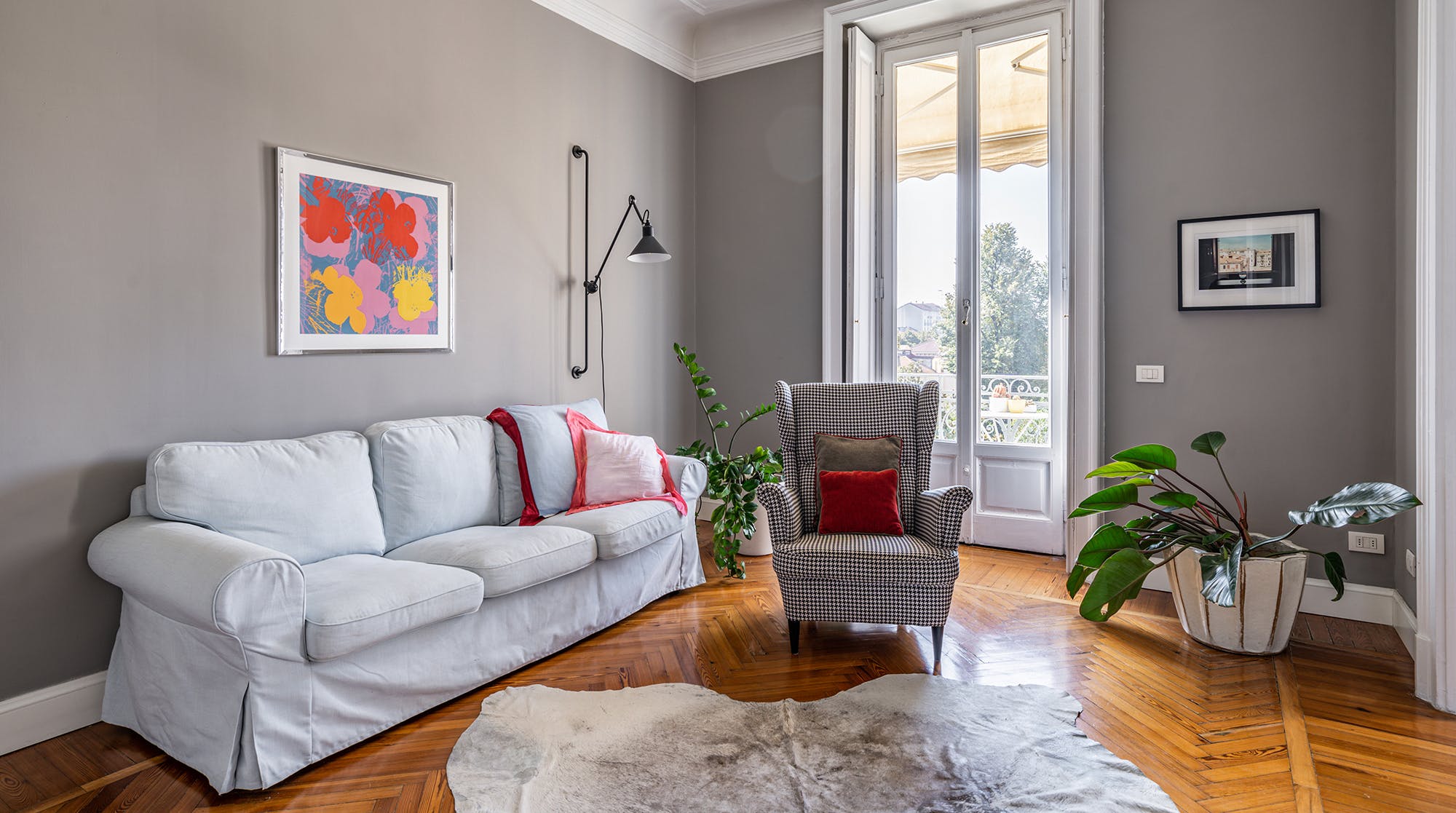 Casa Buenos Aires Milano: Stylish 3-Bedroom Apartment Rental with Family-Friendly Features, Corso Buenos Aires
