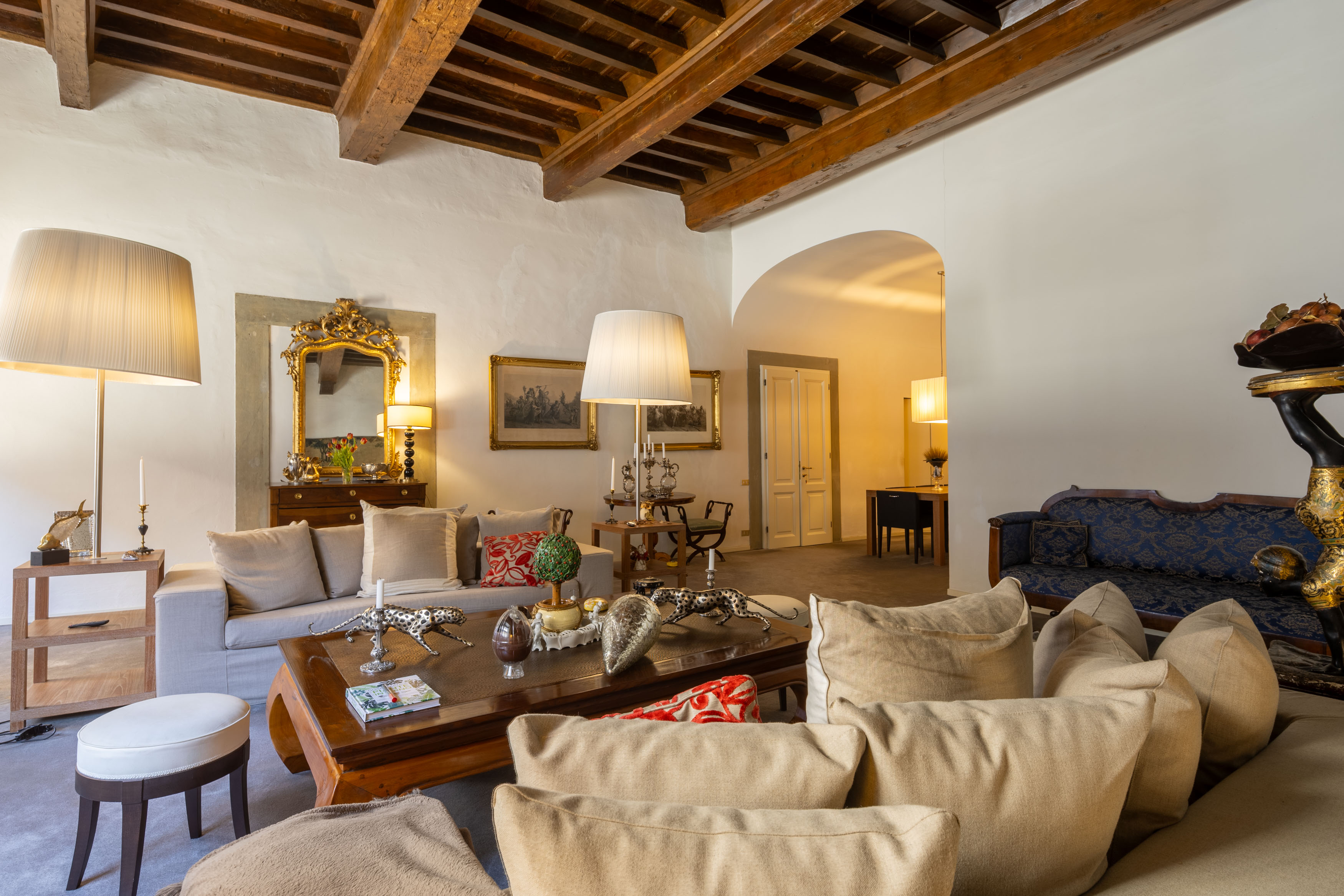 Casa Buontalenti Firenze Pitti: Charming 2-Bedroom Apartment Rental with Air-Con in Pitti, Florence