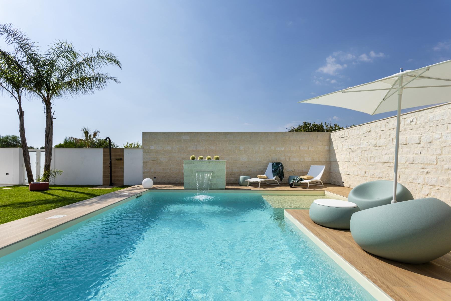 Casa Carrubi Noto: Luxury 3-Bedroom Apartment with Seaview and Pool, Sicily
