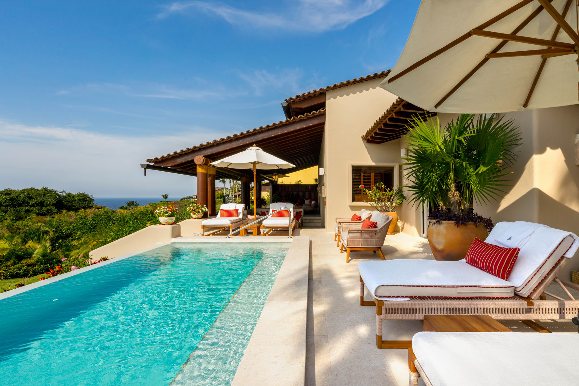 Casa Ceibas Nayarit: Spacious 5-Bedroom Apartment with Pool and Sea Views, Puerto Vallarta