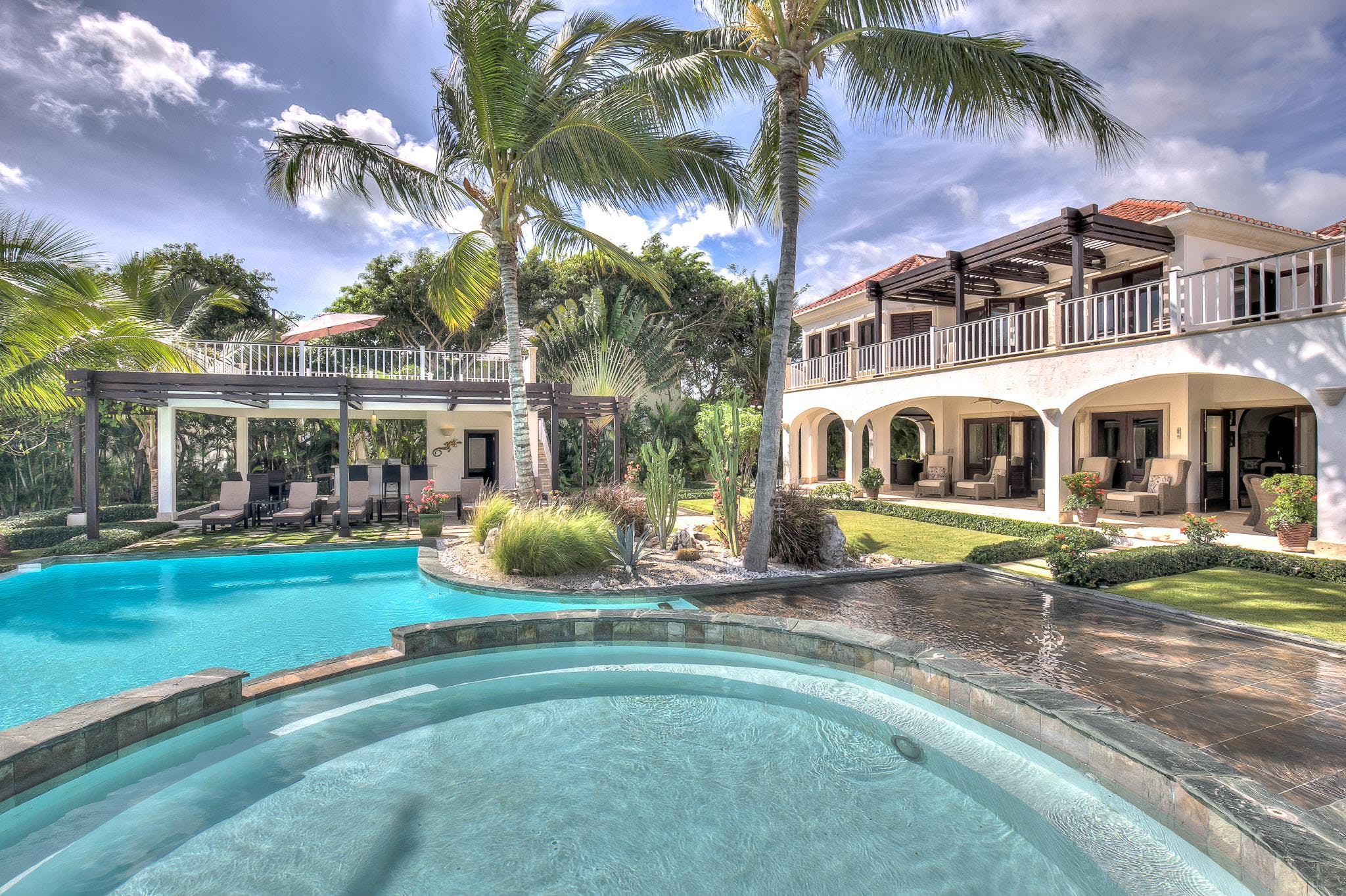 Casa Cocotal PuntaCana: Luxury 4-Bedroom Apartment with Seaview and Pool, Dominican Republic