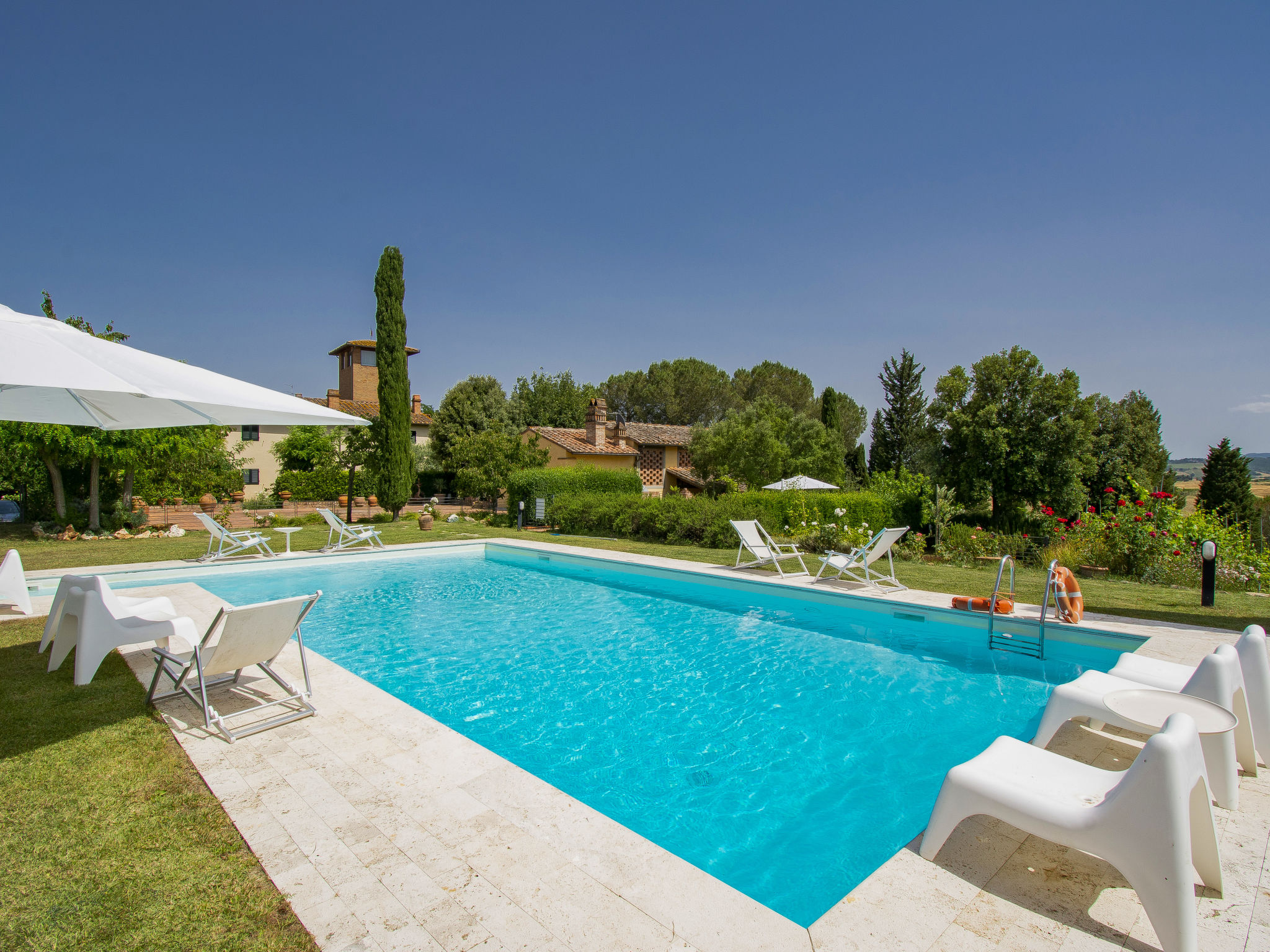 Casa Elsa Castelfiorentino: Stunning 4-Bedroom Tuscan Villa with Private Pool and Garden in Italian Countryside