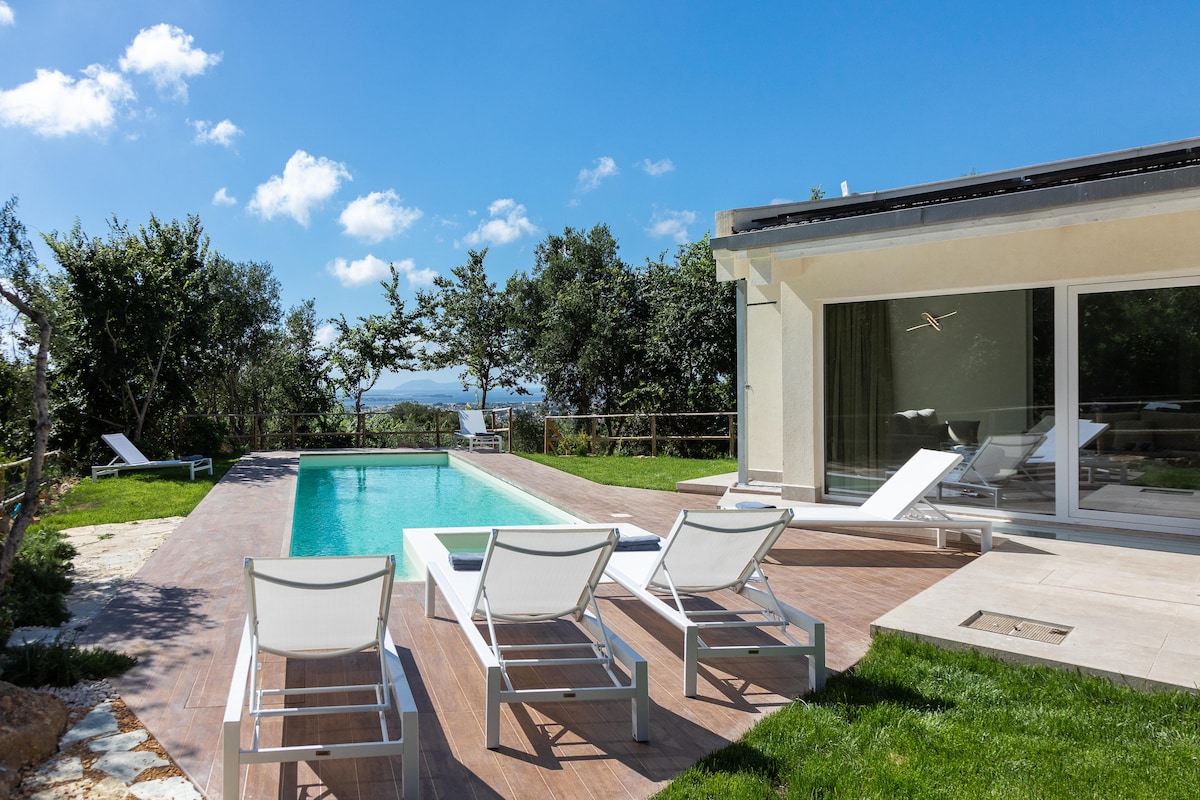 Casa Erice Trapani: Luxurious 5-Bedroom Apartment with Sauna and Pool, Trapani
