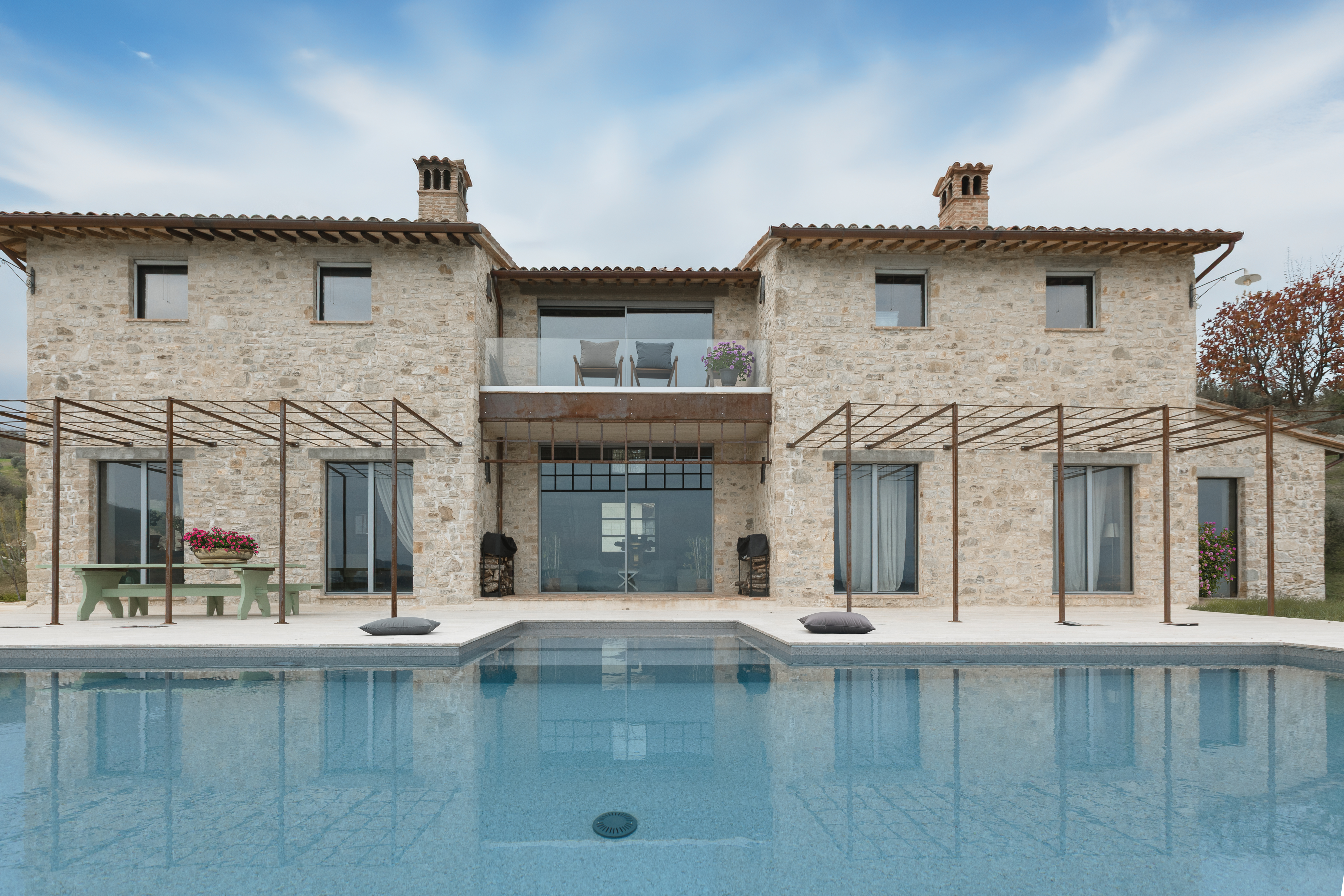 Casa Faggio Todi: Spacious 5-Bedroom Apartment with Infinity Pool, Umbria