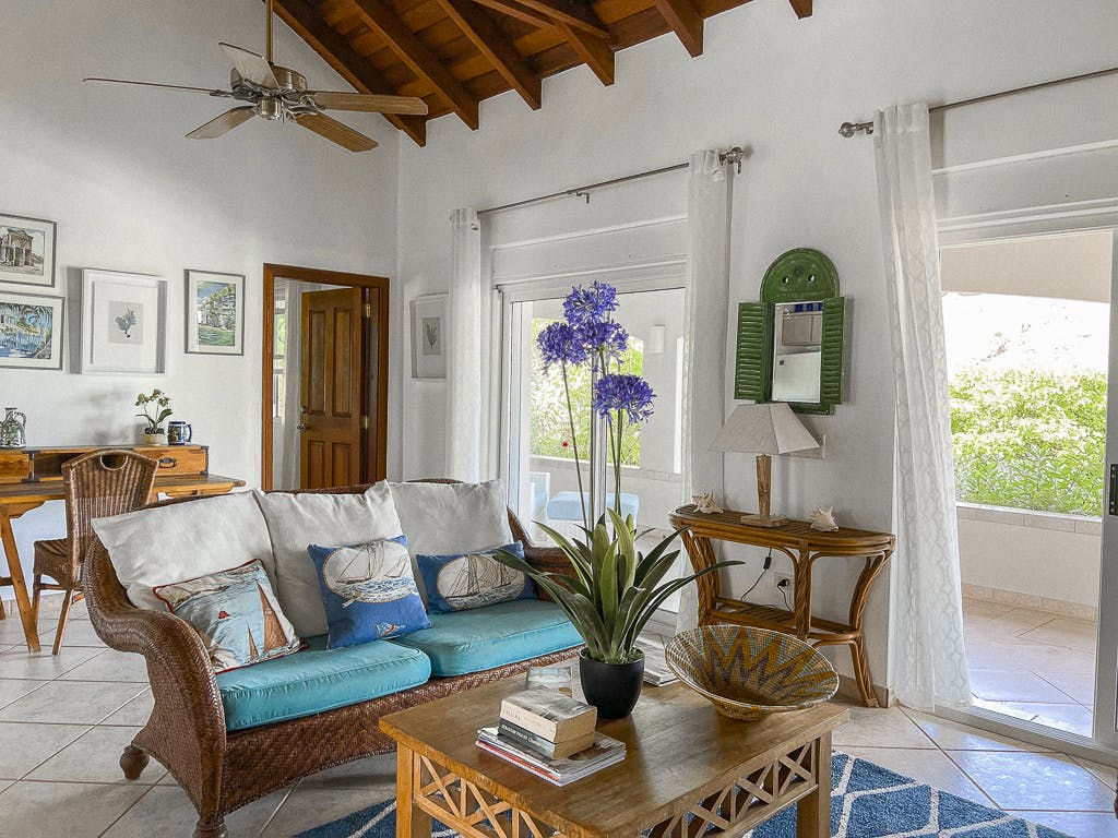 Casa Flamboyant EnglishHarbour: 2-Bedroom Seaview Apartment with Pool, Antigua