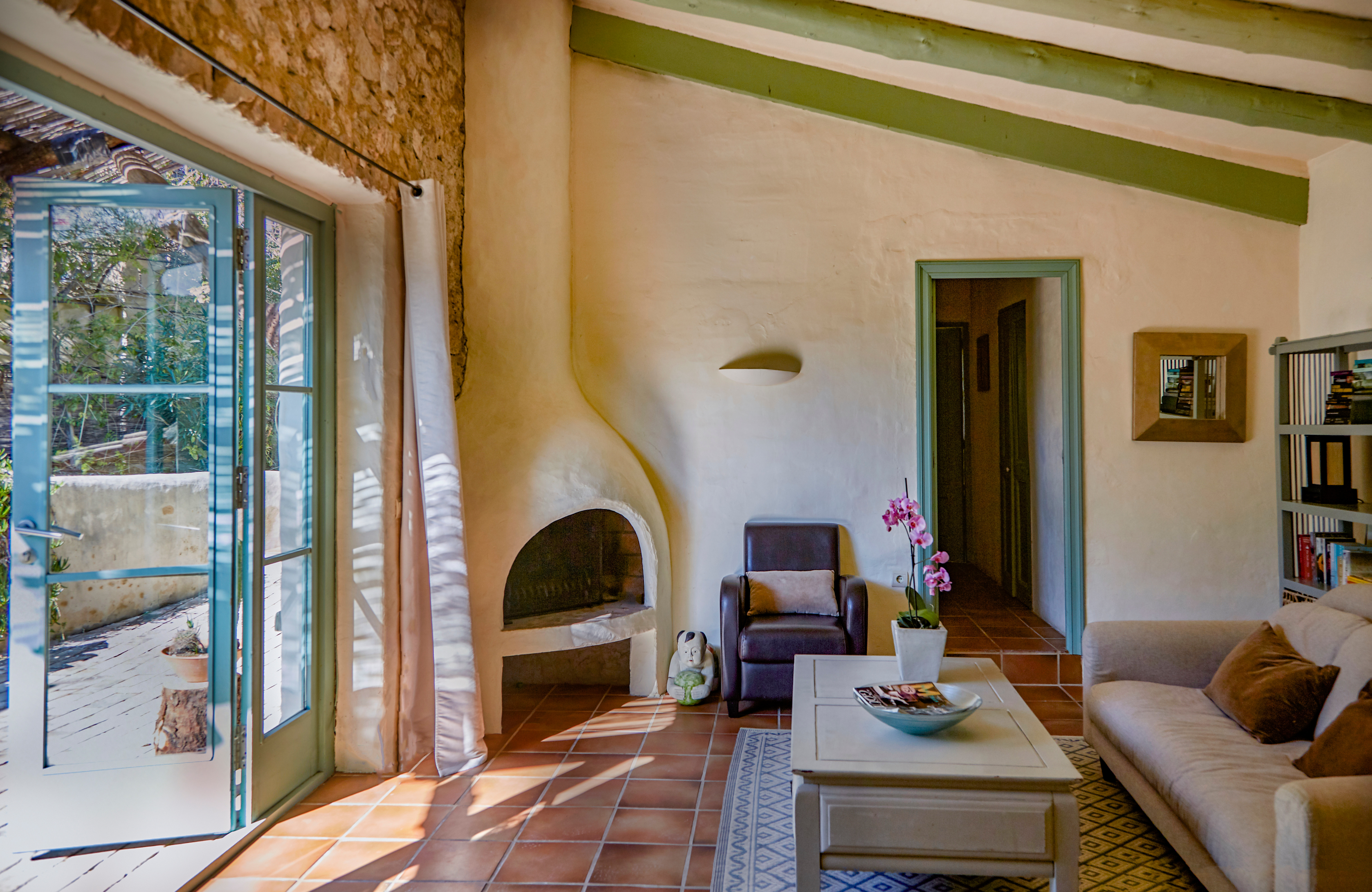 Casa Garraf Barcelona: Luxury 2-Bedroom Apartment with Pool and BBQ, Barcelona