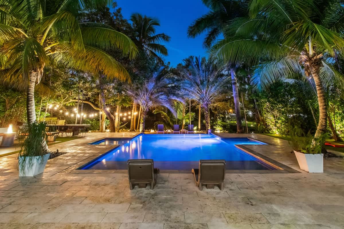 Casa Gumbo Miami: Luxury 5-Bedroom Villa with Seaview and Pool, Miami