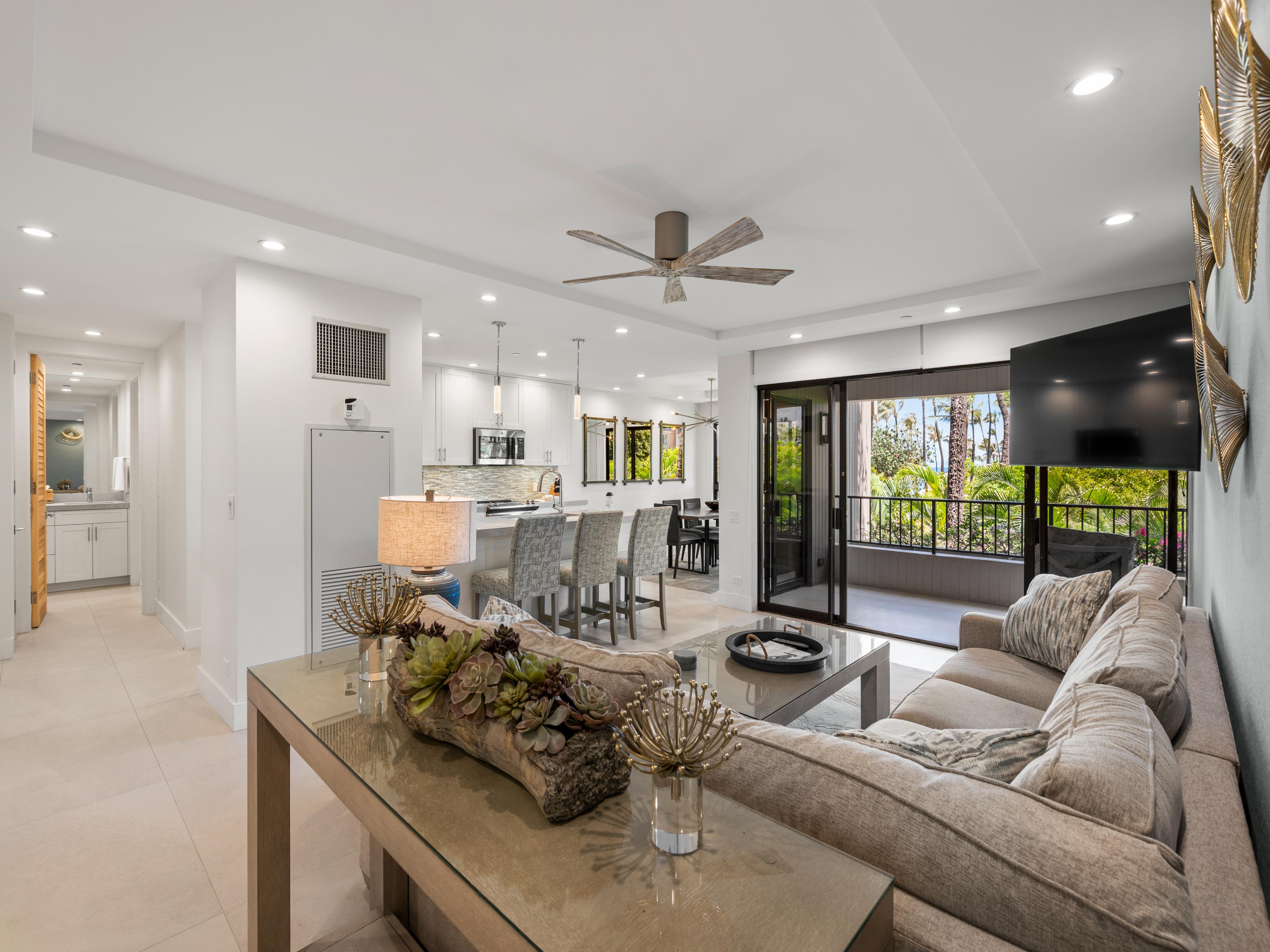 Casa Ilima Lahaina: Spacious 3-Bedroom Apartment with Pool and Tennis Courts, Hawaii