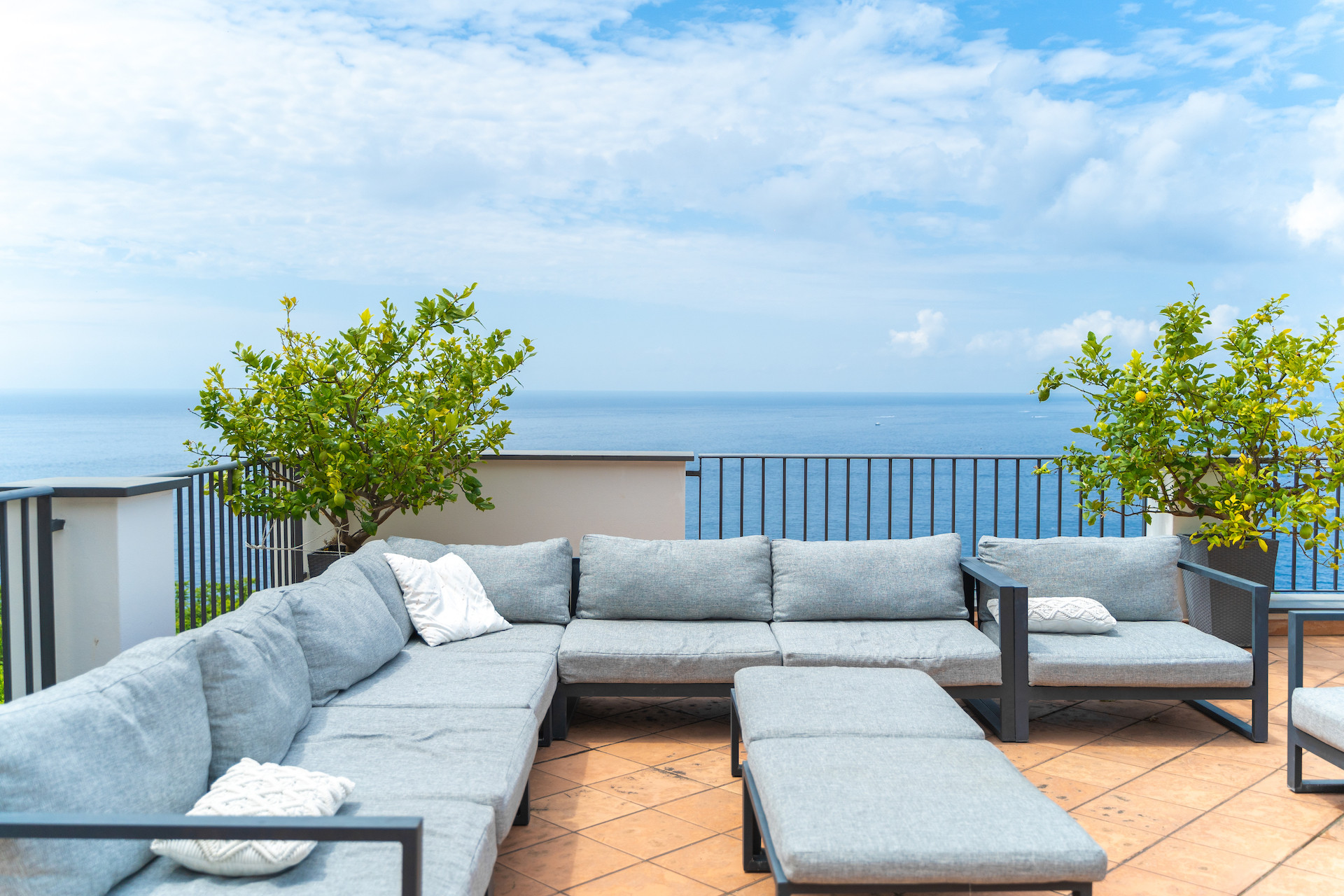Casa Lattari Praiano: Elegant 7-Bedroom Villa with Seaview and Pool, Praiano