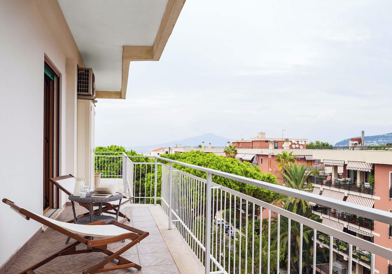 Casa Limoncella Sorrento: Charming 3-Bedroom Apartment with Seaview, Sorrento