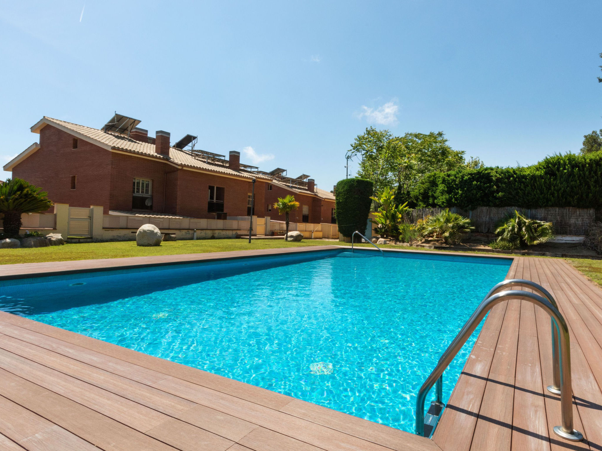 Casa Llevantina Lloret: Modern 3-Bedroom Family Holiday Home with Terrace and Forest Views in Costa Brava Spain