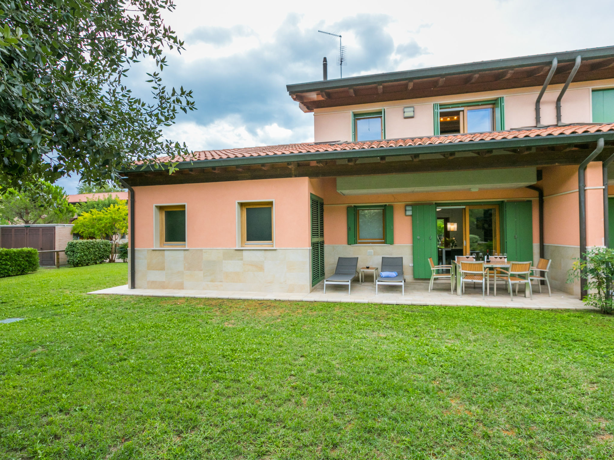 Casa Marano Lignano Lignano Riviera: Stylish Two Bedroom Villa with Resort Facilities and Golf Course Access Near Adriatic Coast