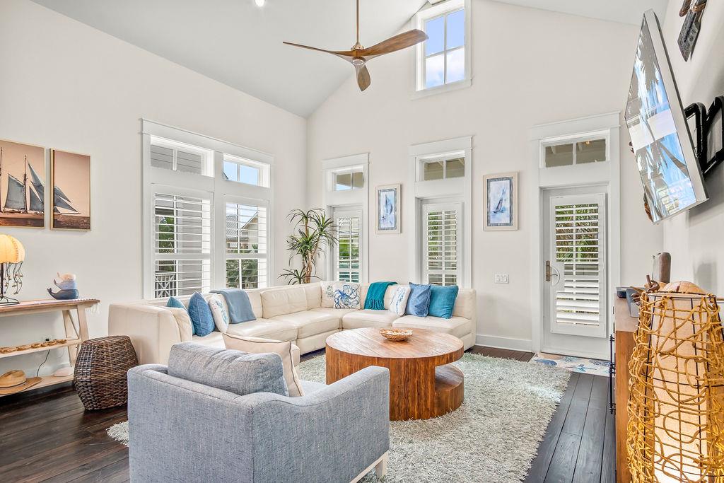 Casa Mesquite Port Aransas: Luxury 4-Bedroom Villa with Seaview and Pool, Nueces County