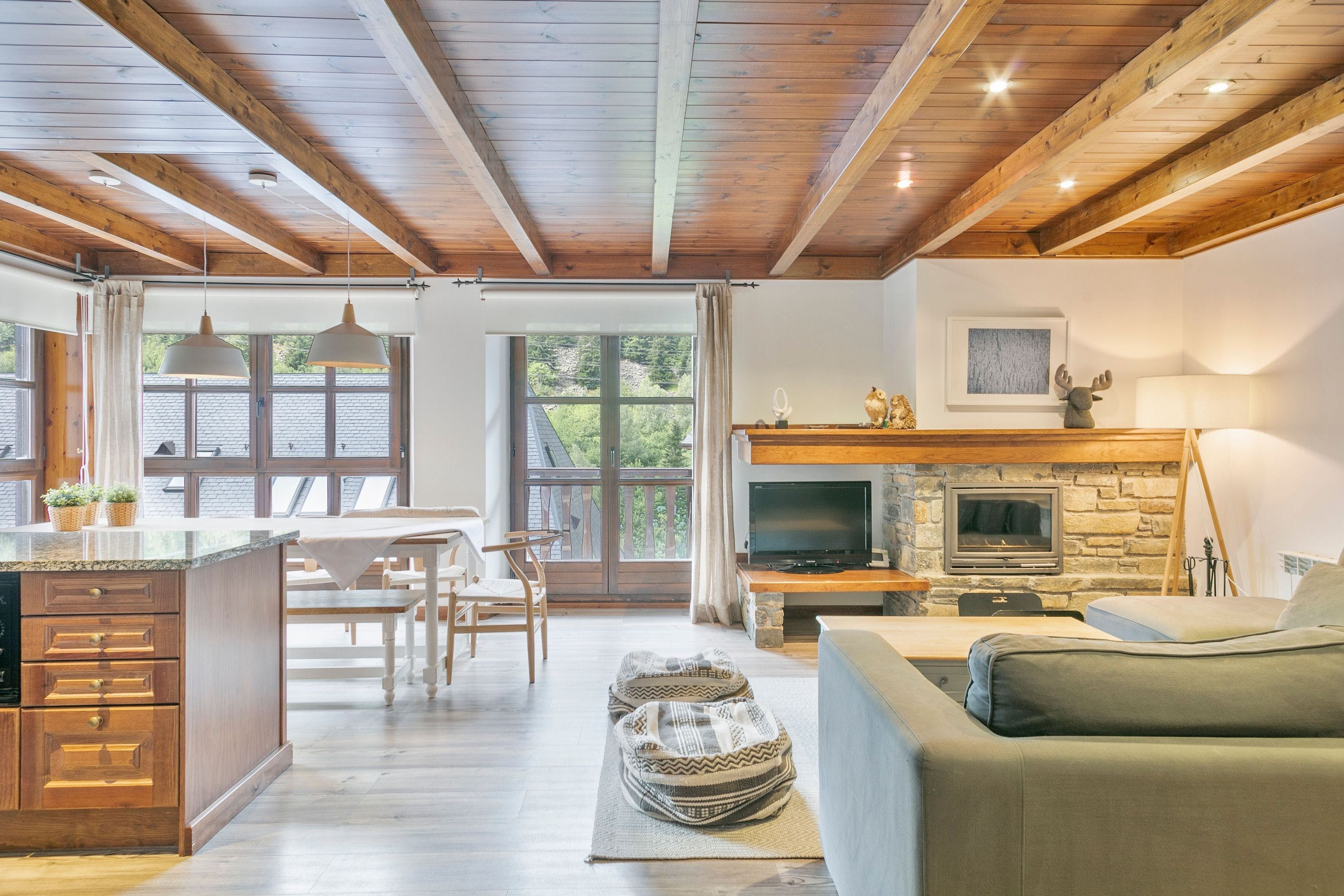 Casa Montarto Aran Val d’Aran: Spacious 3-Bedroom Ski Chalet Apartment, Val d’Aran