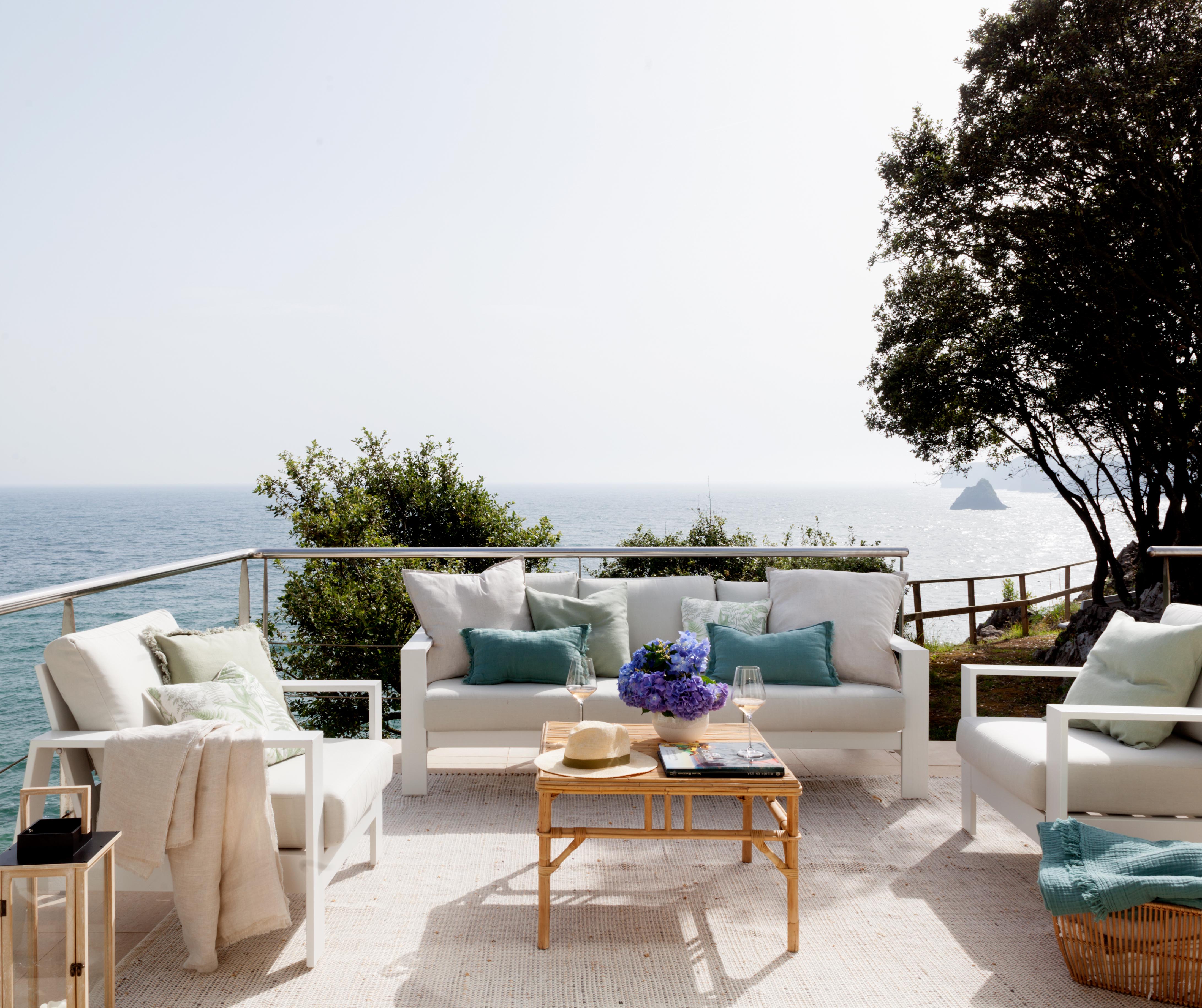Casa Pechón Cantabria: Spacious 6-Bedroom Luxury Apartment with Seaviews and Pool, Cantabria