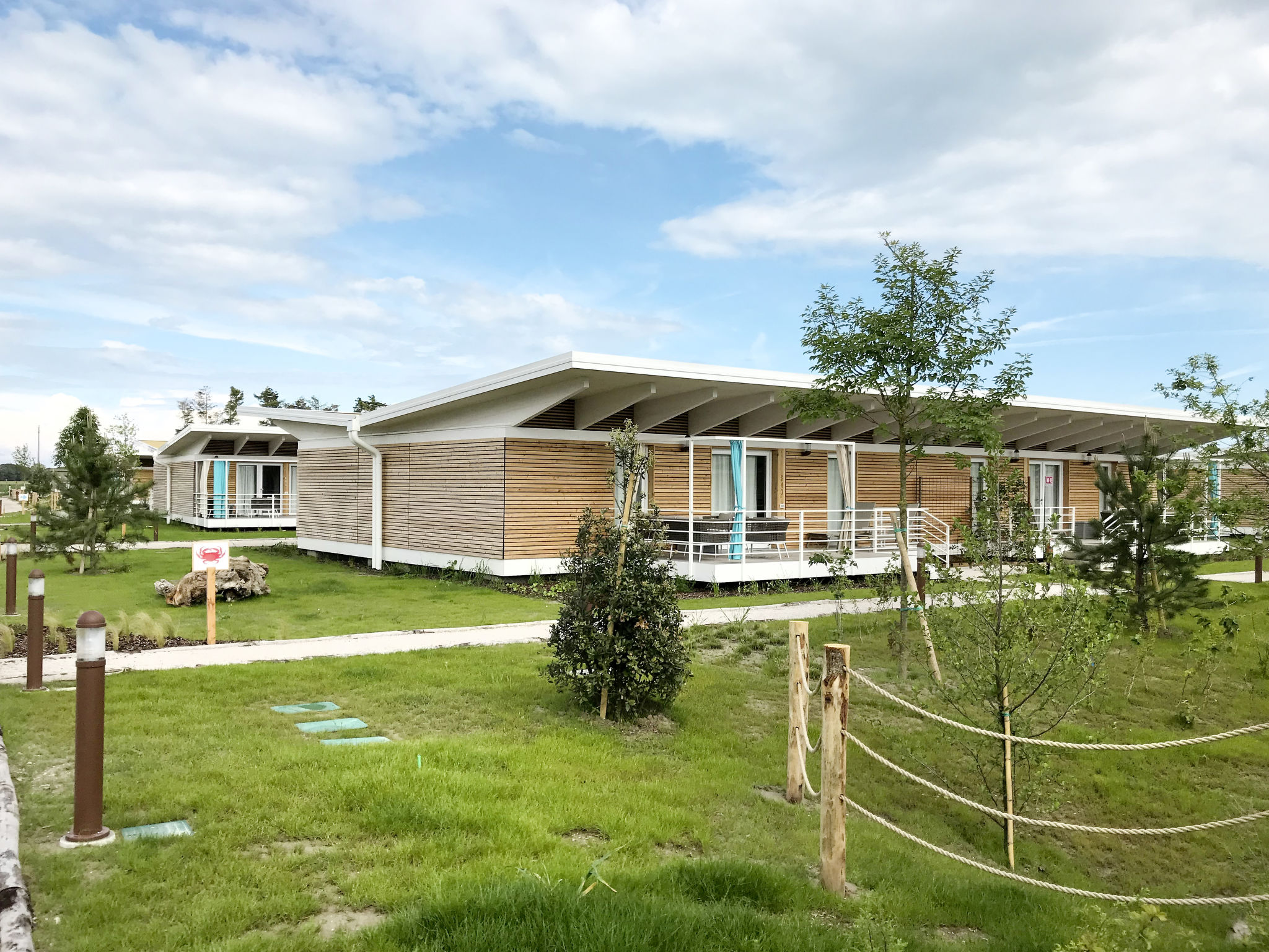 Casa Pineta Bibione: Modern Family Apartment with Resort Amenities and Beach Access at Eco Village Resort