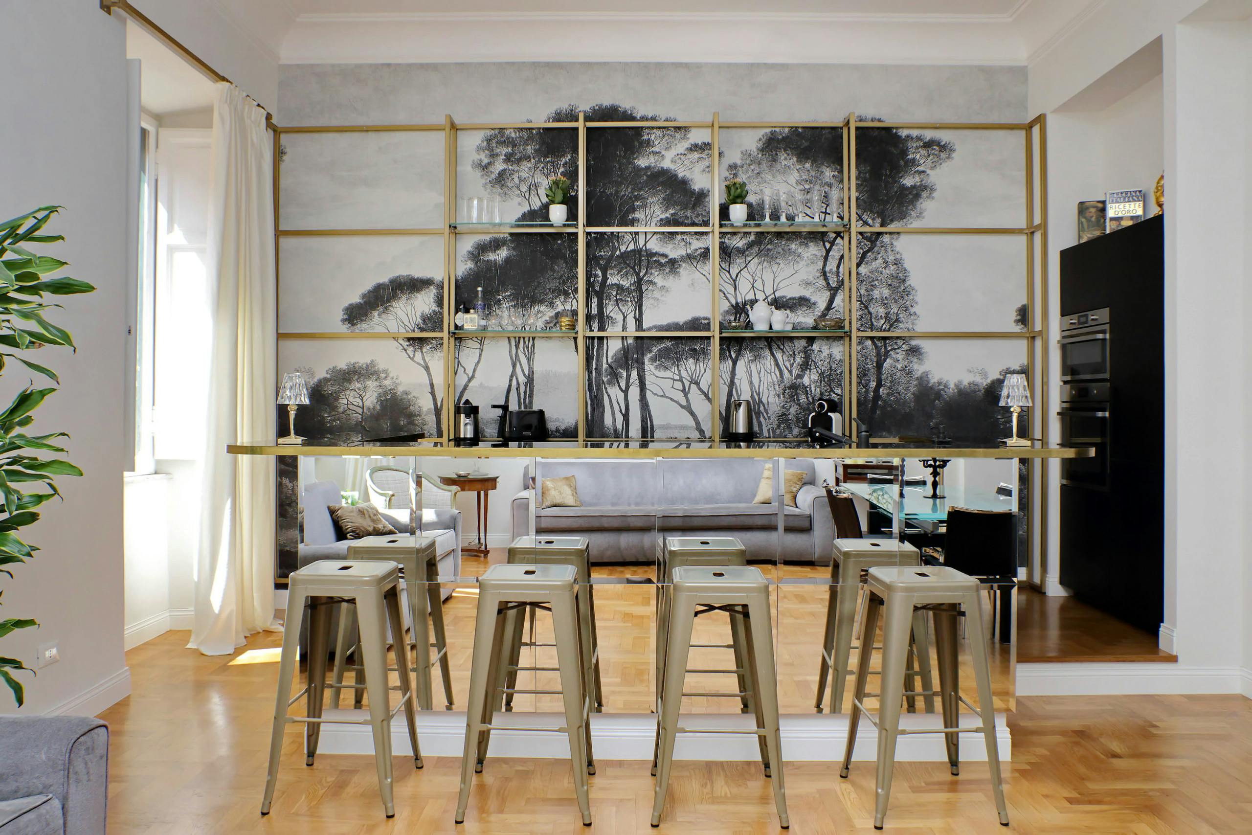Casa Quirinale Rome: Spacious 5-Bedroom Luxury Apartment Near Termini, Rome