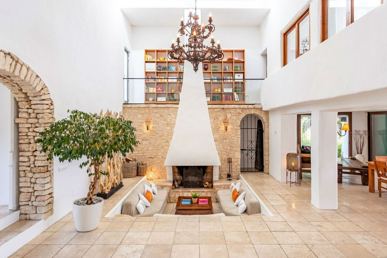 Casa Sabina Portinatx: Luxury 5-Bedroom Apartment with Seaview and Pool, North Ibiza