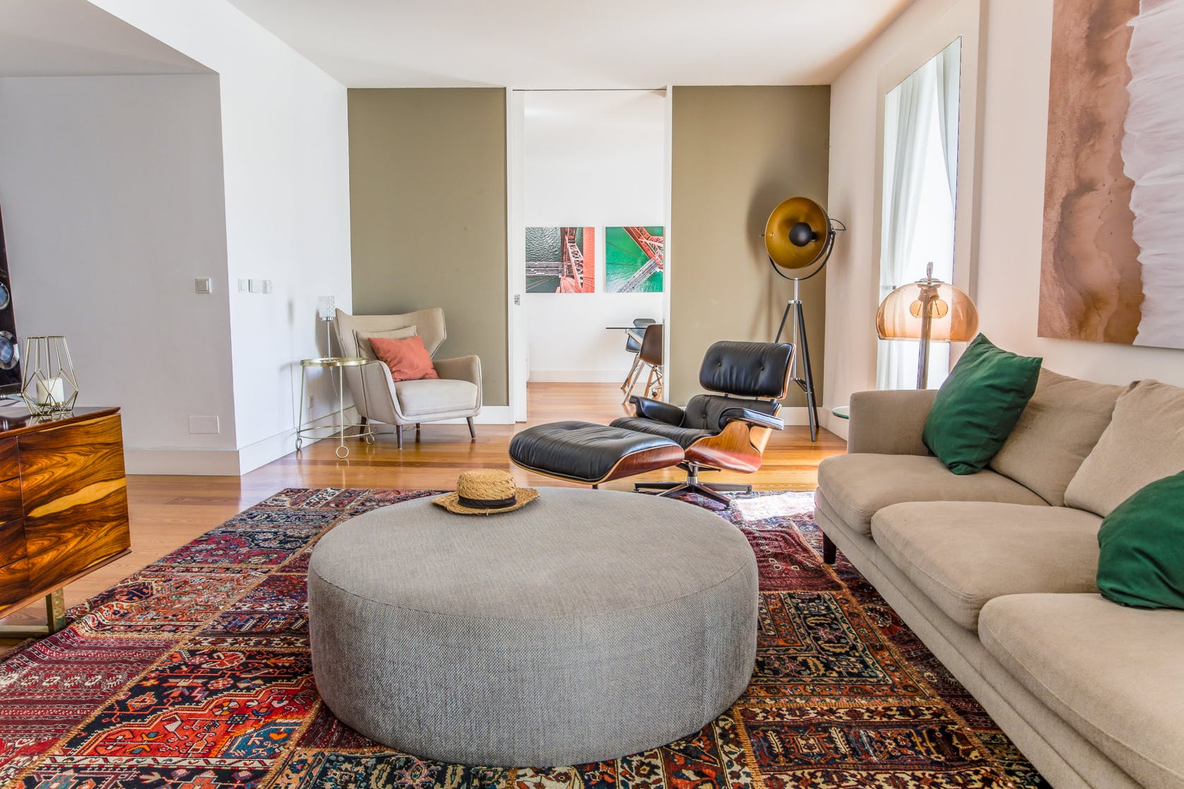 Casa Saldanha Saldanha: Spacious 3-Bedroom Apartment with Seaview and Air-Con in Saldanha Lisbon