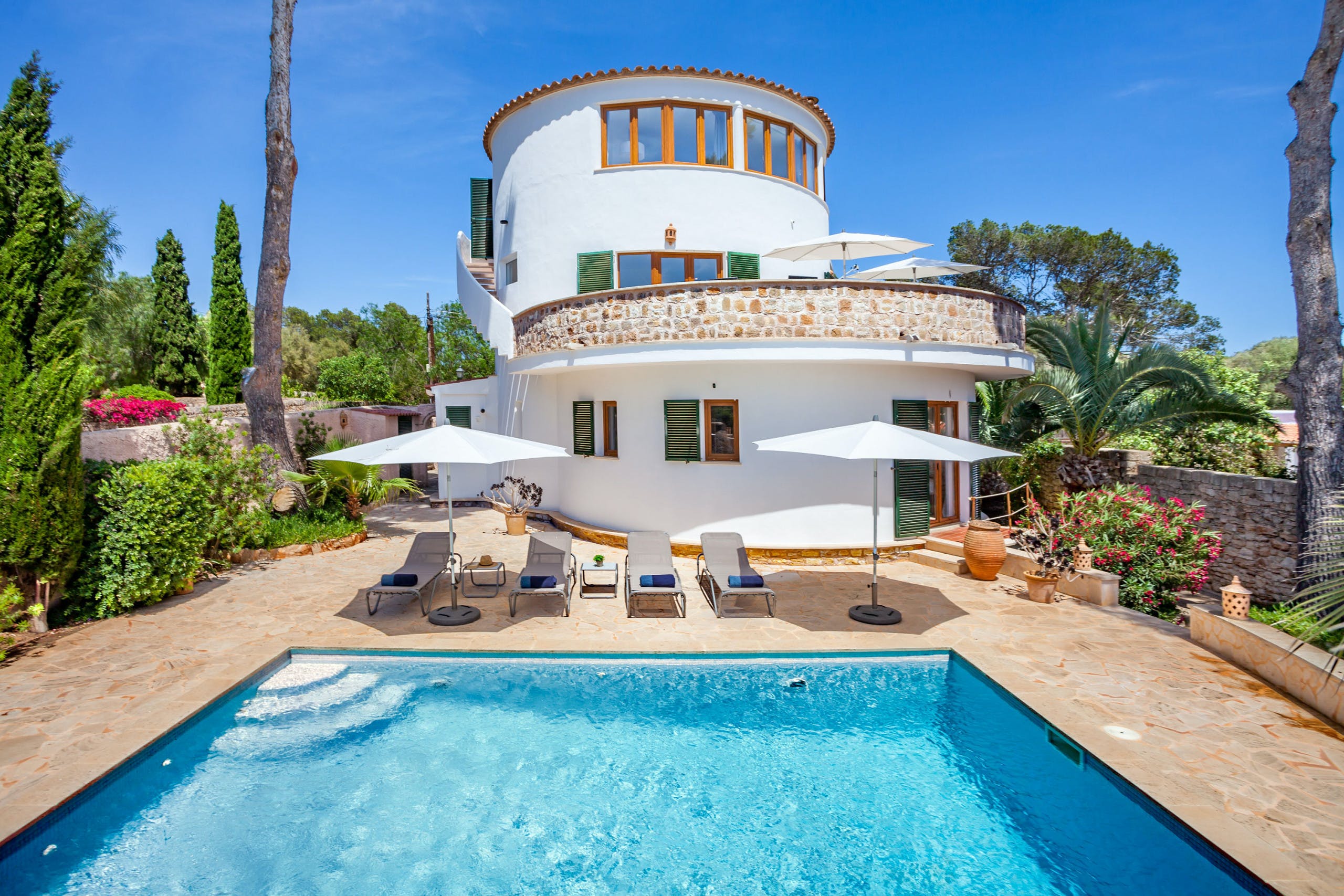 Casa S’Alguer Cala Santanyi: Elegant 3-Bedroom Apartment with Seaviews and Pool, Cala Santanyi