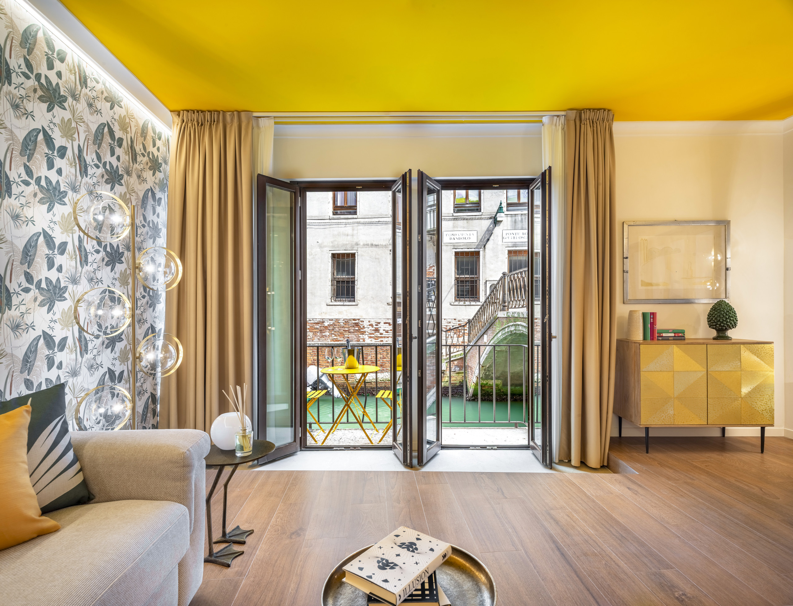Casa San Zanipolo Venezia: Charming 1-Bedroom Townhouse Rental with Air-Con in Venice San Marco