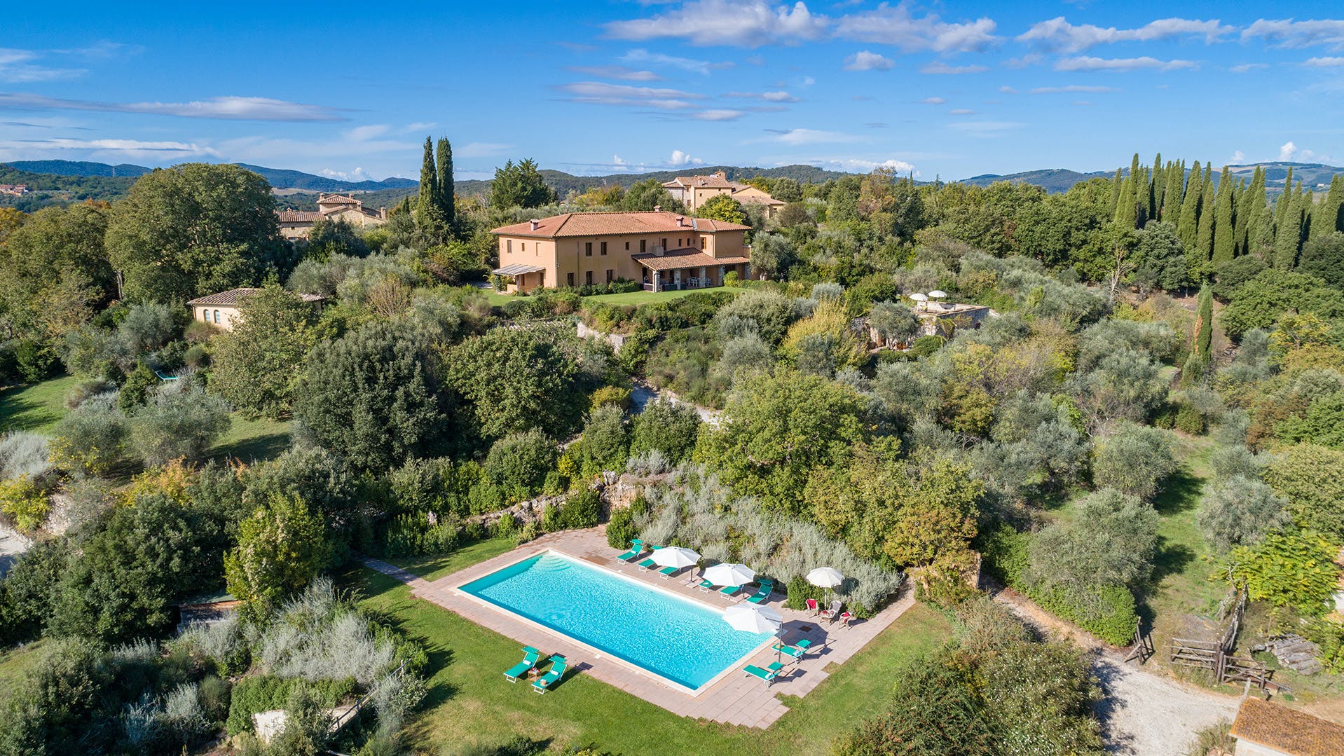 Casa Sangiovese Chianti: 5-Bedroom Luxury Apartment with Pool and Sauna, Tuscany Chianti