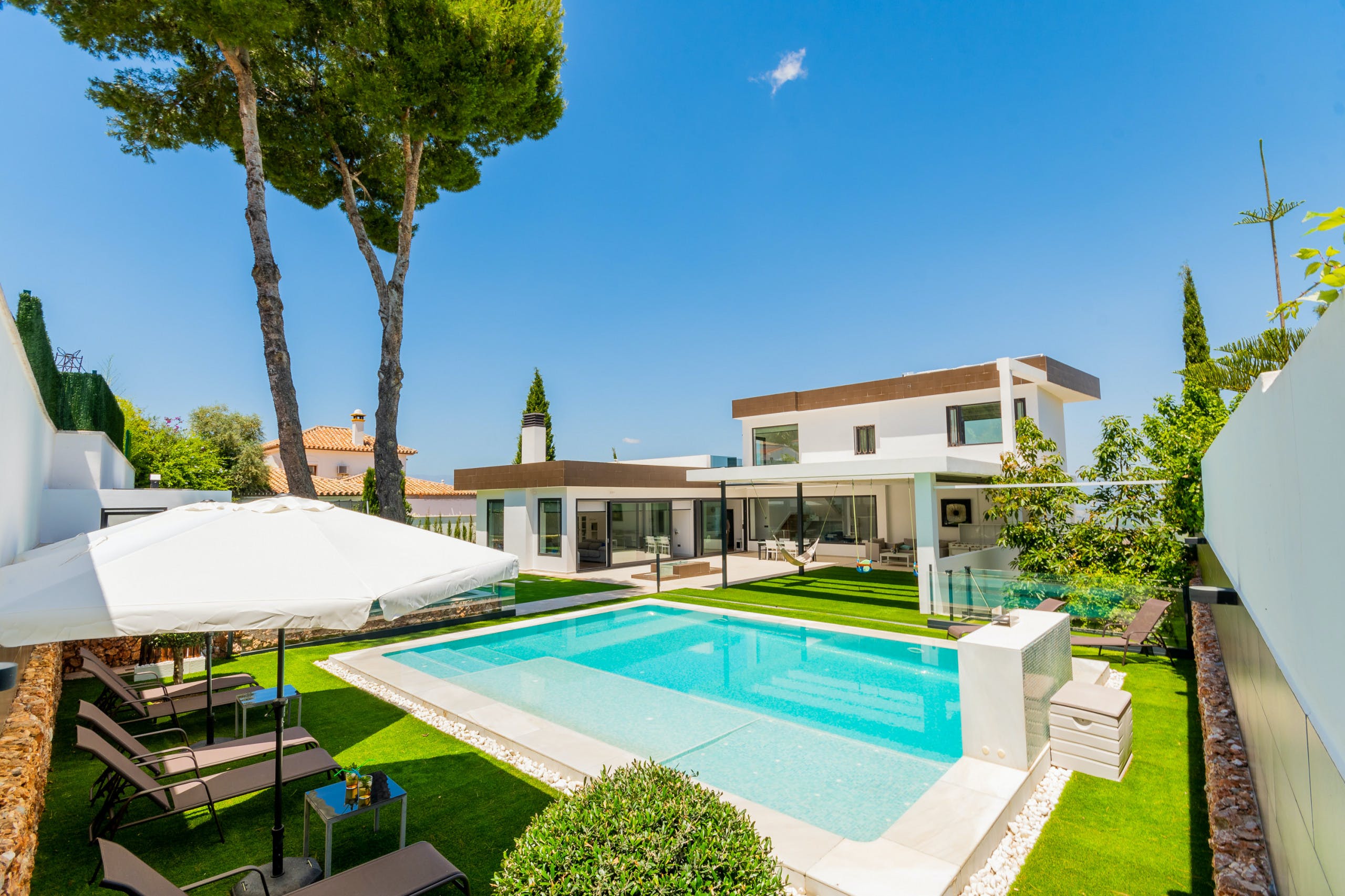 Casa Torcal Alhaurín: 6-Bedroom Luxury Apartment with Seaviews and Pool, Malaga