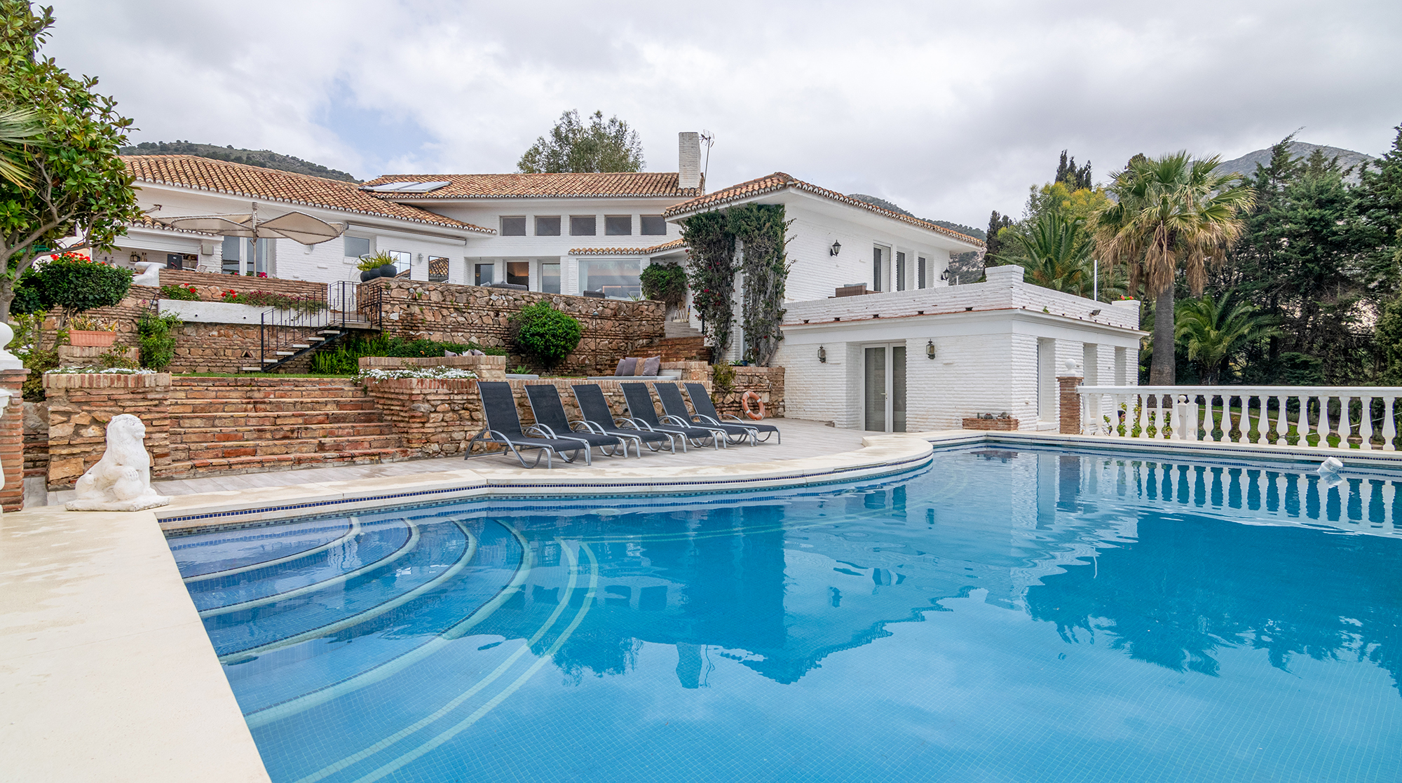 Casa Torcal Benalmadena: Luxury 3-Bedroom Apartment with Stunning Seaviews, Benalmadena