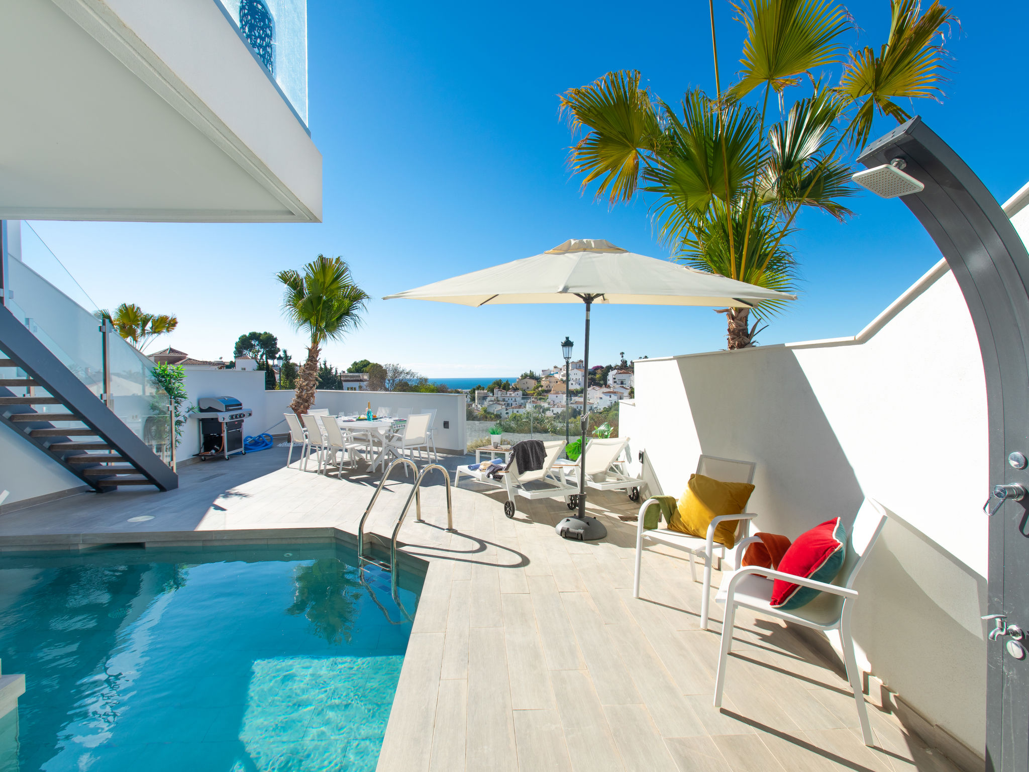 Casa Torrox Nerja: Stylish 3-Bedroom Villa with Private Heated Pool and Stunning Sea Views