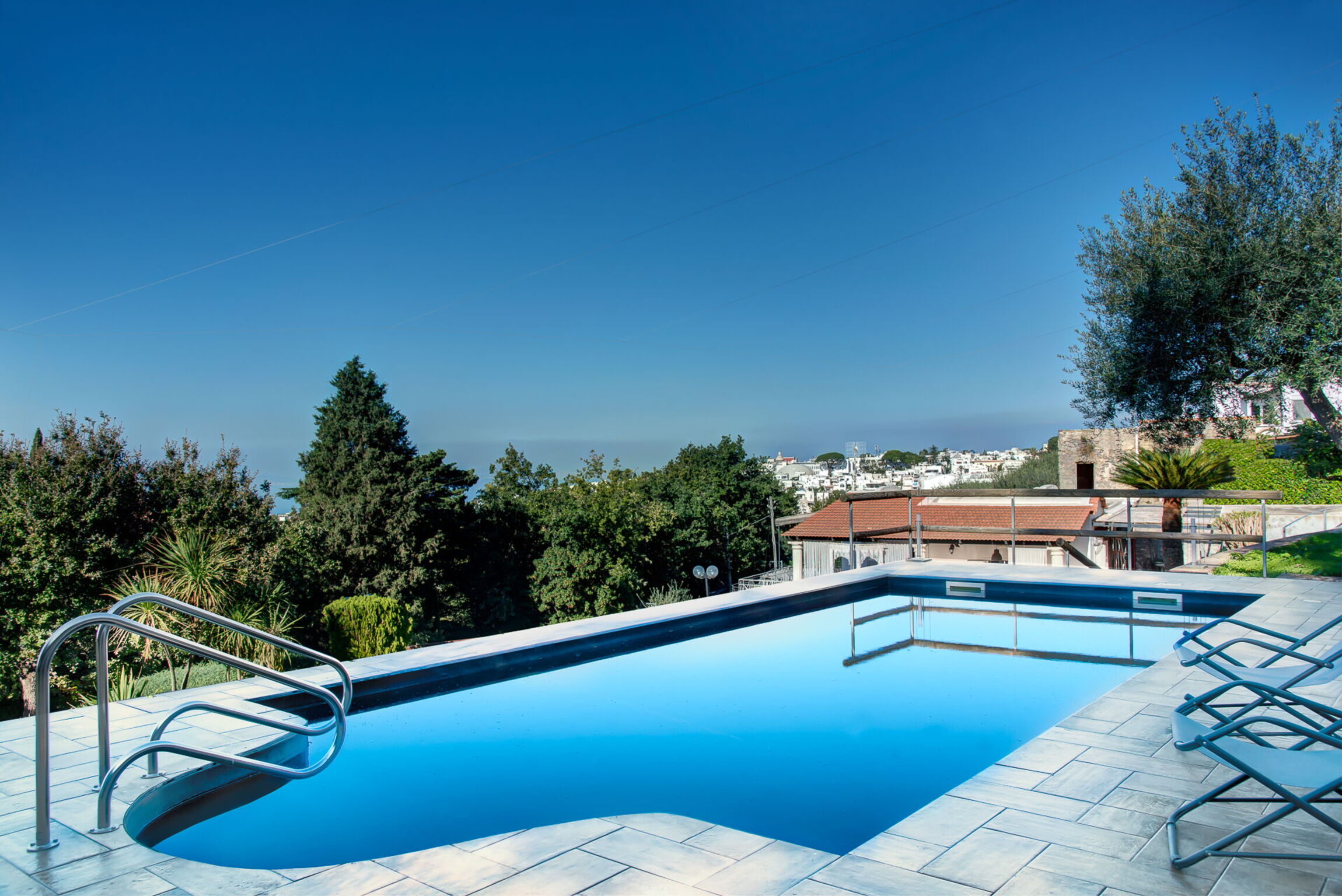 Casa Tramontana Sorrento: Luxury 3-Bedroom Apartment with Seaview and Pool, Capri